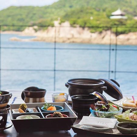 Migiwatei Ochi Kochi Hotell Tomo Eksteriør bilde
