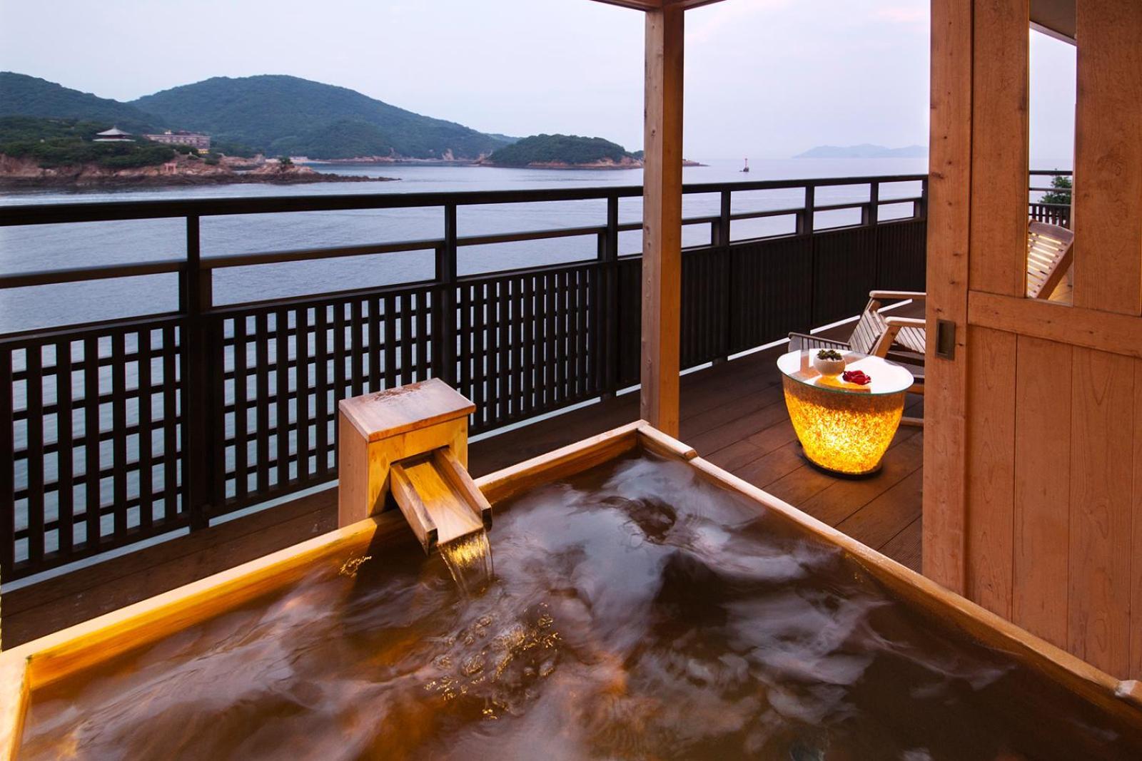 Migiwatei Ochi Kochi Hotell Tomo Eksteriør bilde