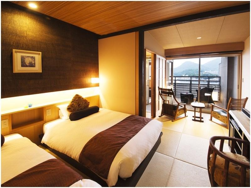 Migiwatei Ochi Kochi Hotell Tomo Eksteriør bilde