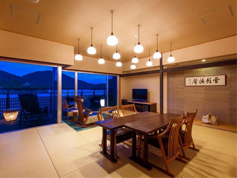 Migiwatei Ochi Kochi Hotell Tomo Eksteriør bilde